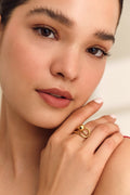Cosmic Loop Ring