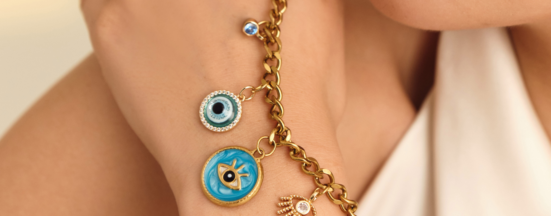 custom-slideshow-image-desktop-block_nxpDt4