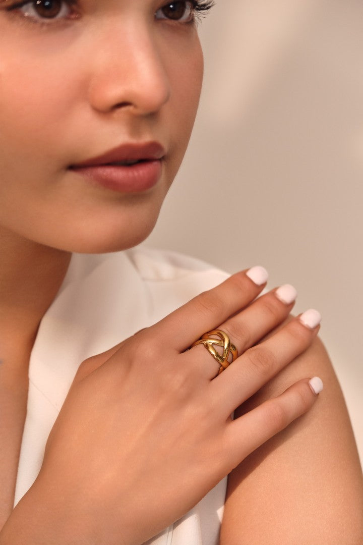 Infinity Knot Ring