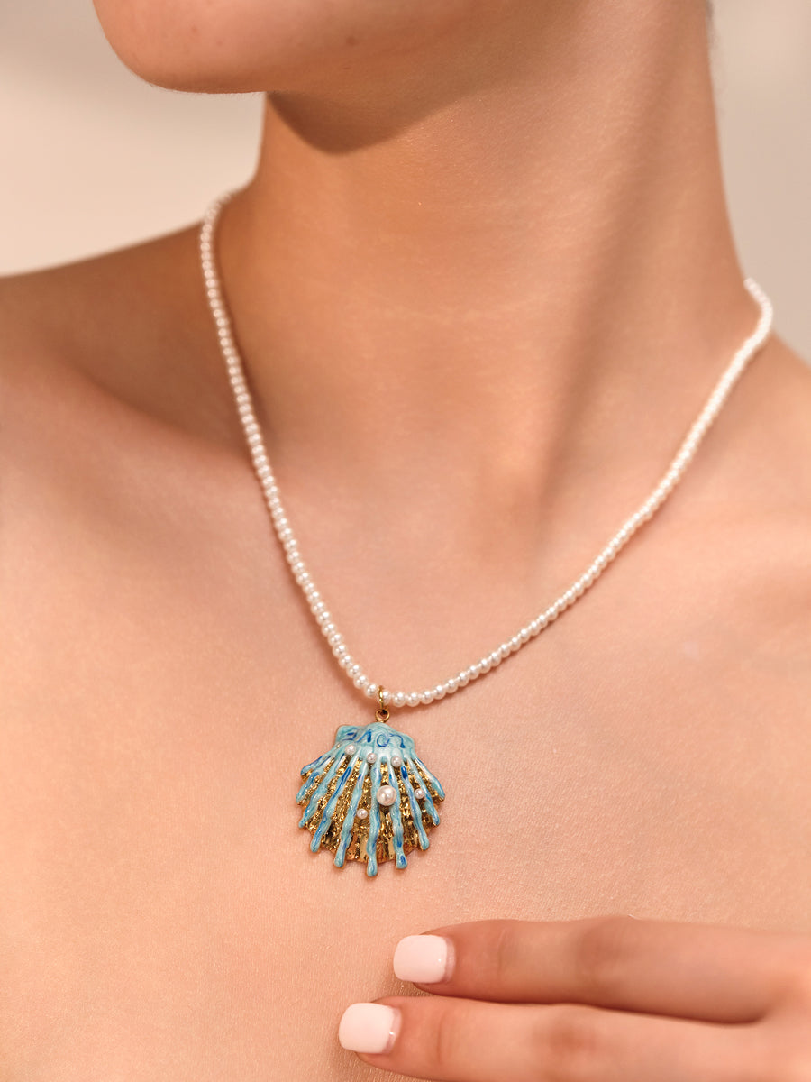 Seashell Pearl Pendant Necklace
