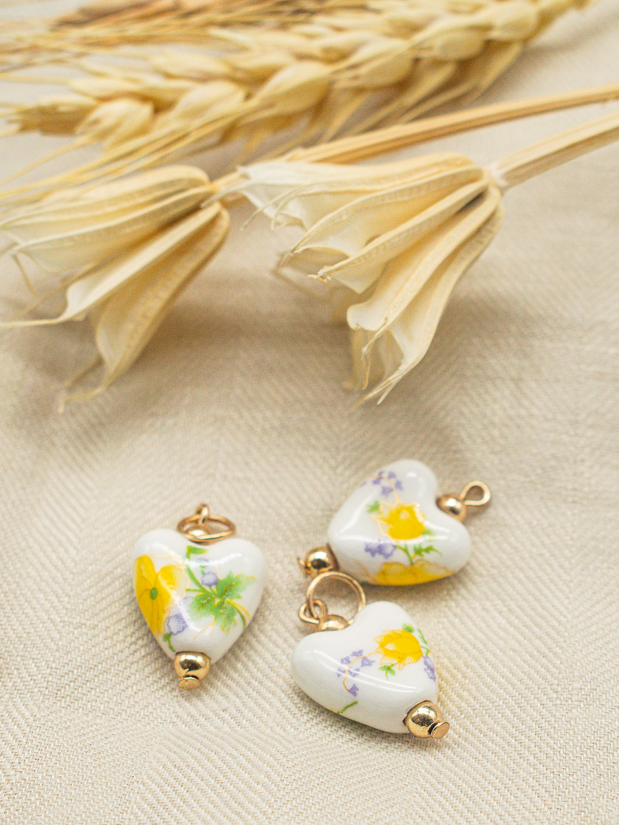 Daisy Heart Charm